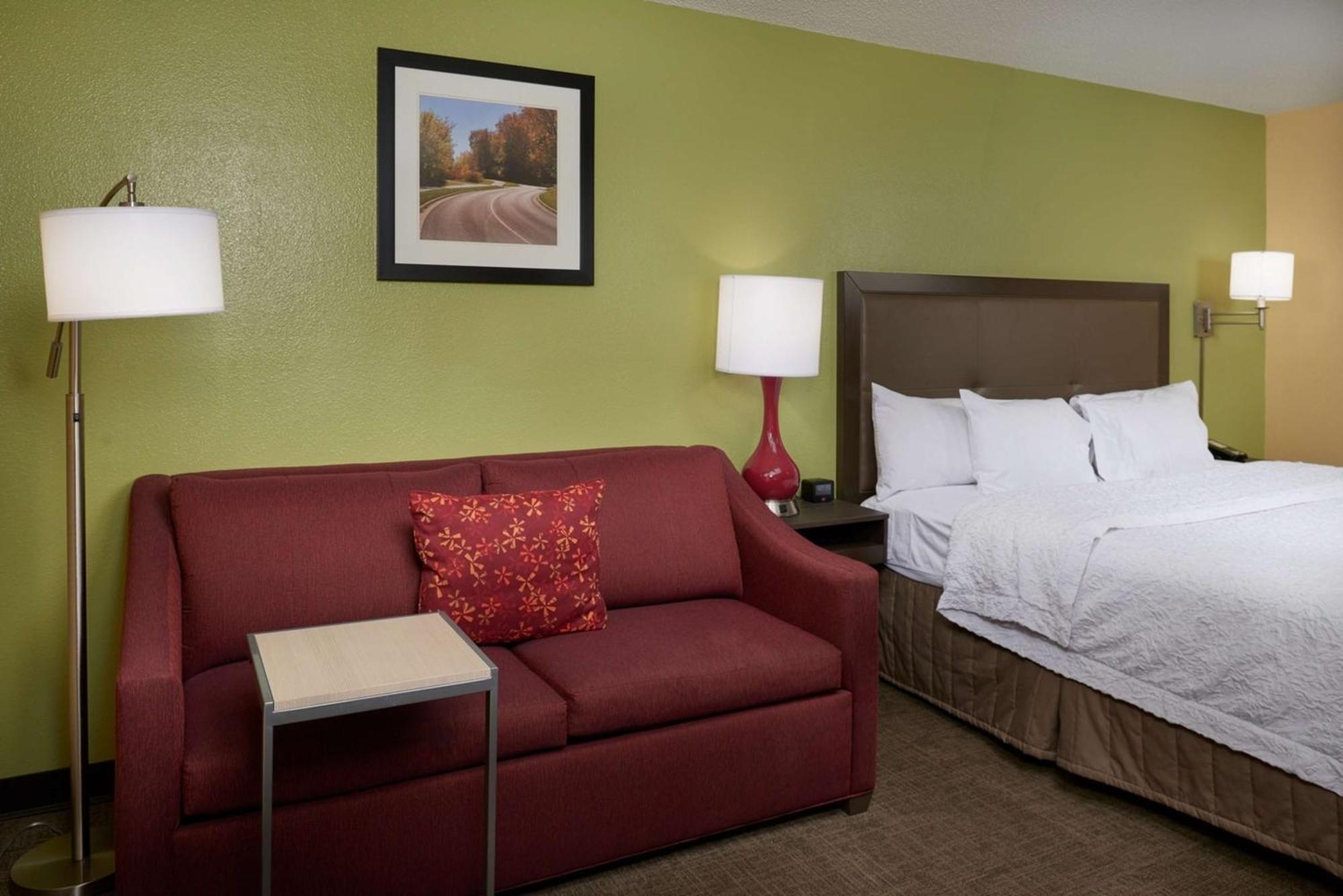Hampton Inn Шелбивилл Экстерьер фото