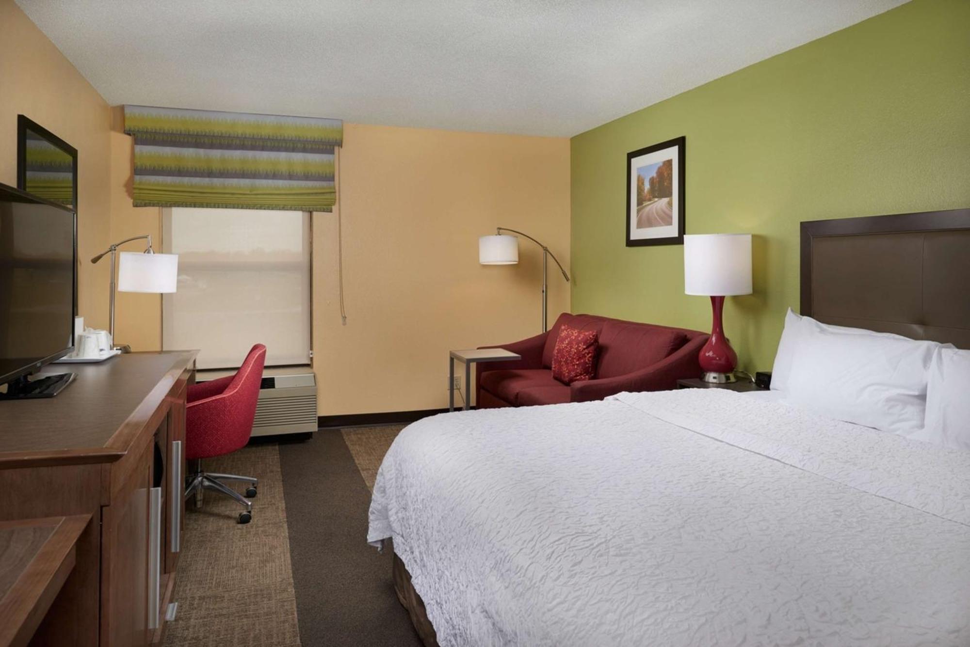Hampton Inn Шелбивилл Экстерьер фото